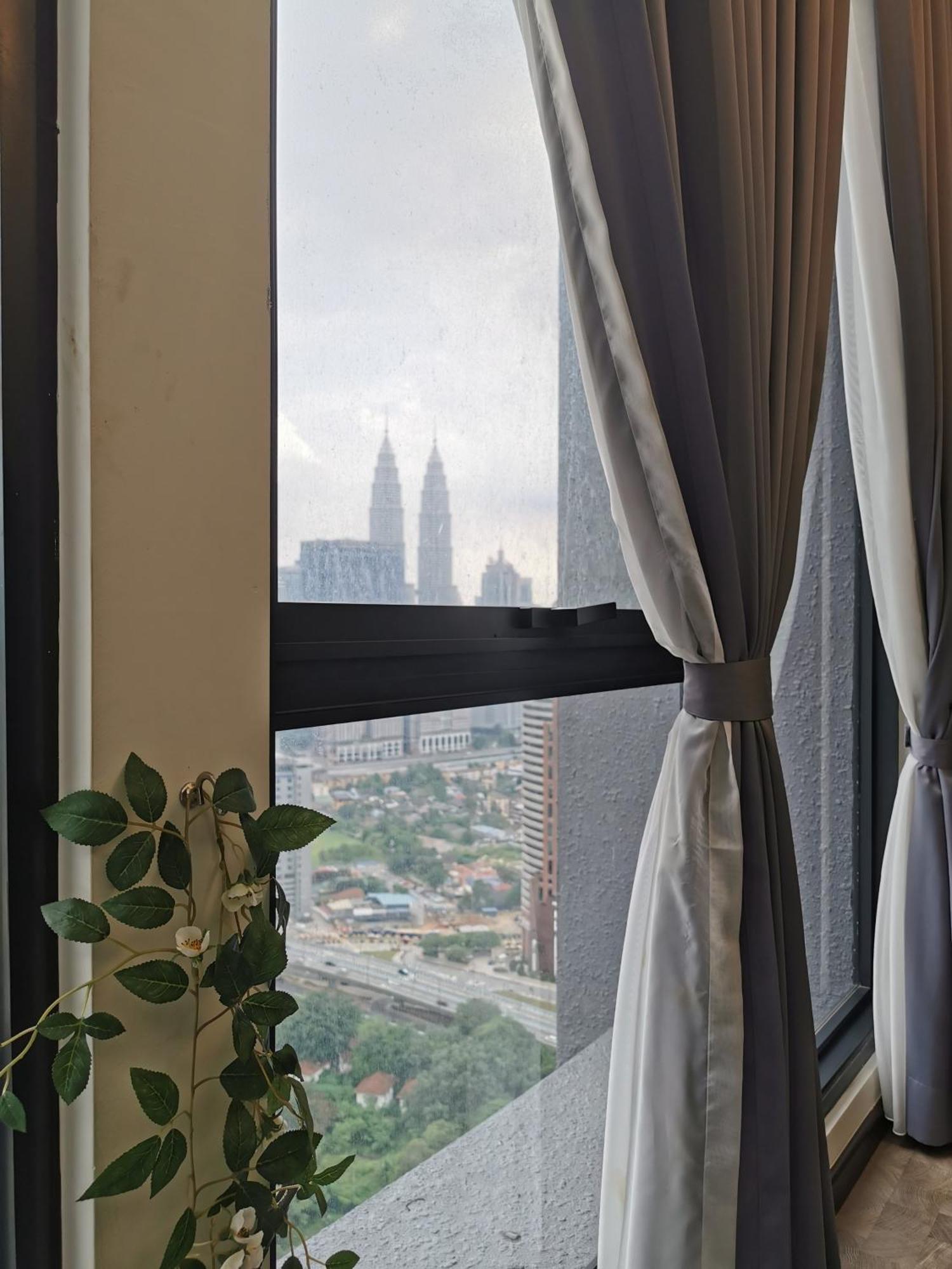 Expressionz Professional Suites By Aurora Summer Suites Kuala Lumpur Zewnętrze zdjęcie